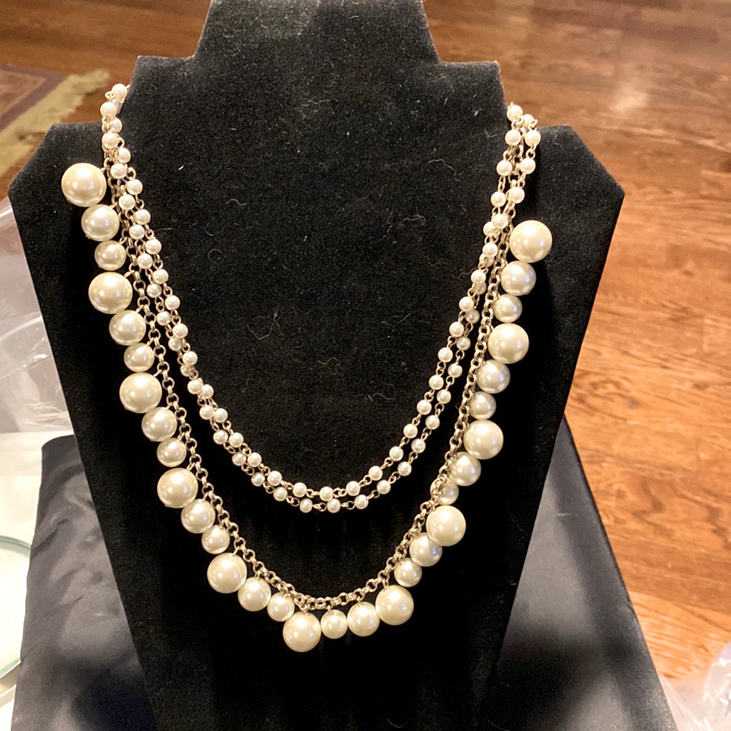 Nwt Southern Living 3 Strand Pearl Necklace 45$